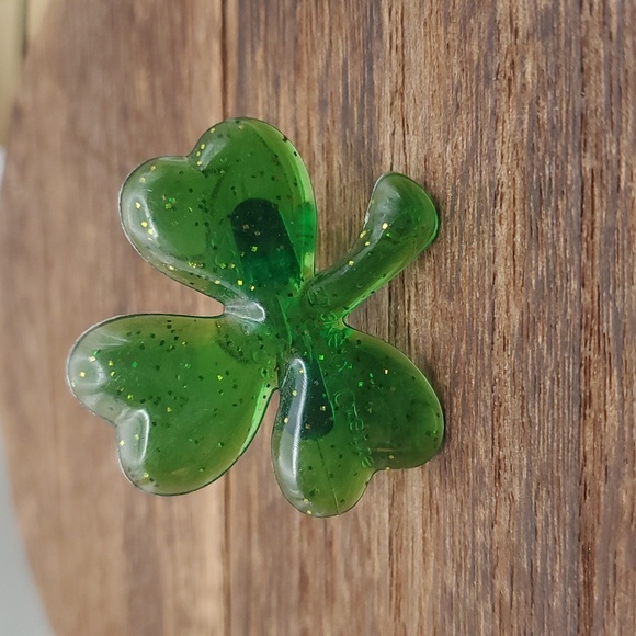 Shamrock kelley green luxky ring size 6‎ R356 🌟 - Picture 1 of 4